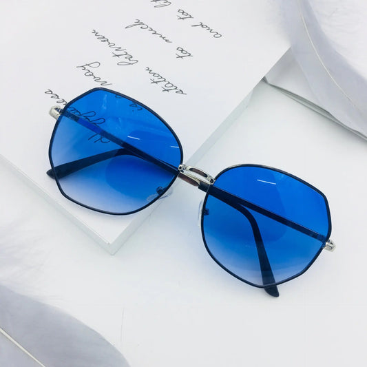 Trendy Retro Sunglasses for Women - UV Protection