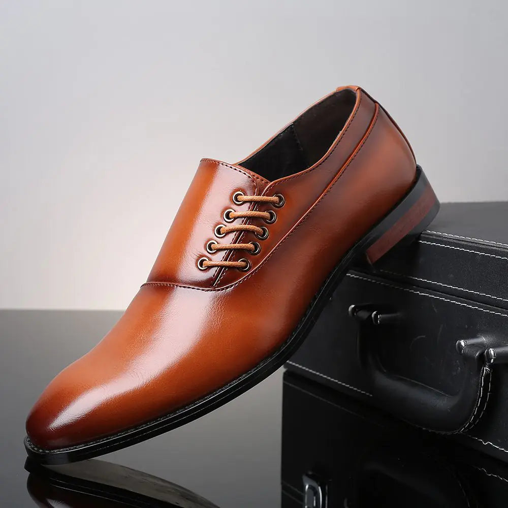 Men's Elegant Leather Shoes for Business and Casual Wear
