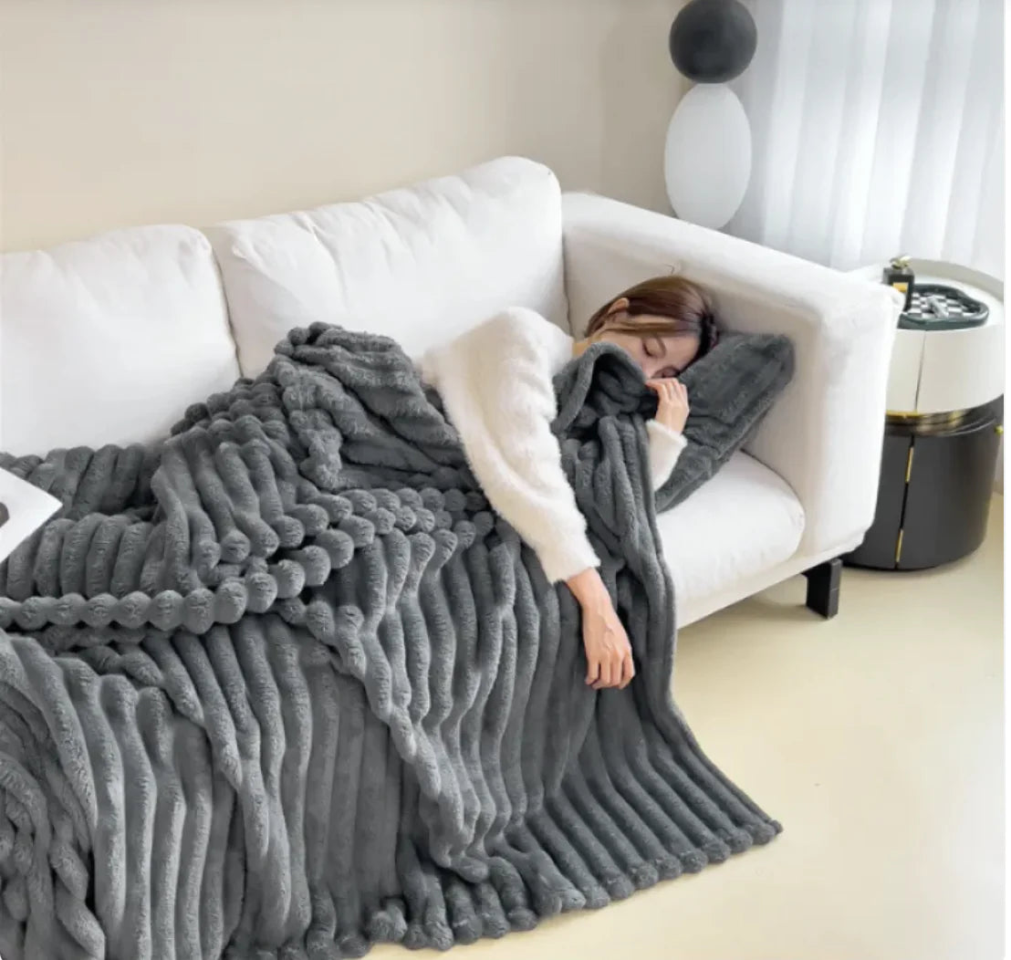 Double-Sided Soft Velvet Fur Blanket