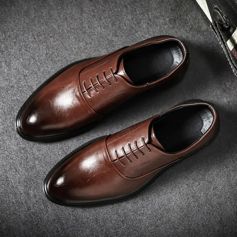 Pointed Casual Leather Shoes for Men (Business & Work)