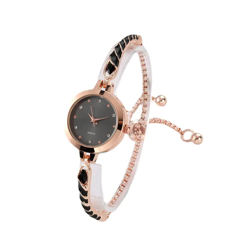 New Women's Quartz Watch with Adjustable Chain