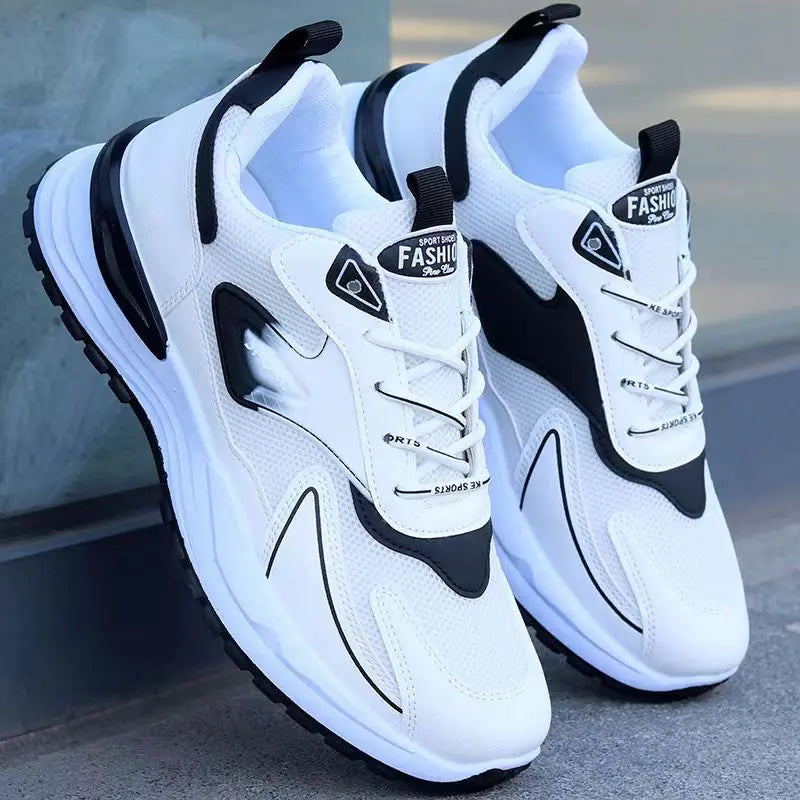 Men's Breathable Mesh Sports Shoes for Spring/Summer