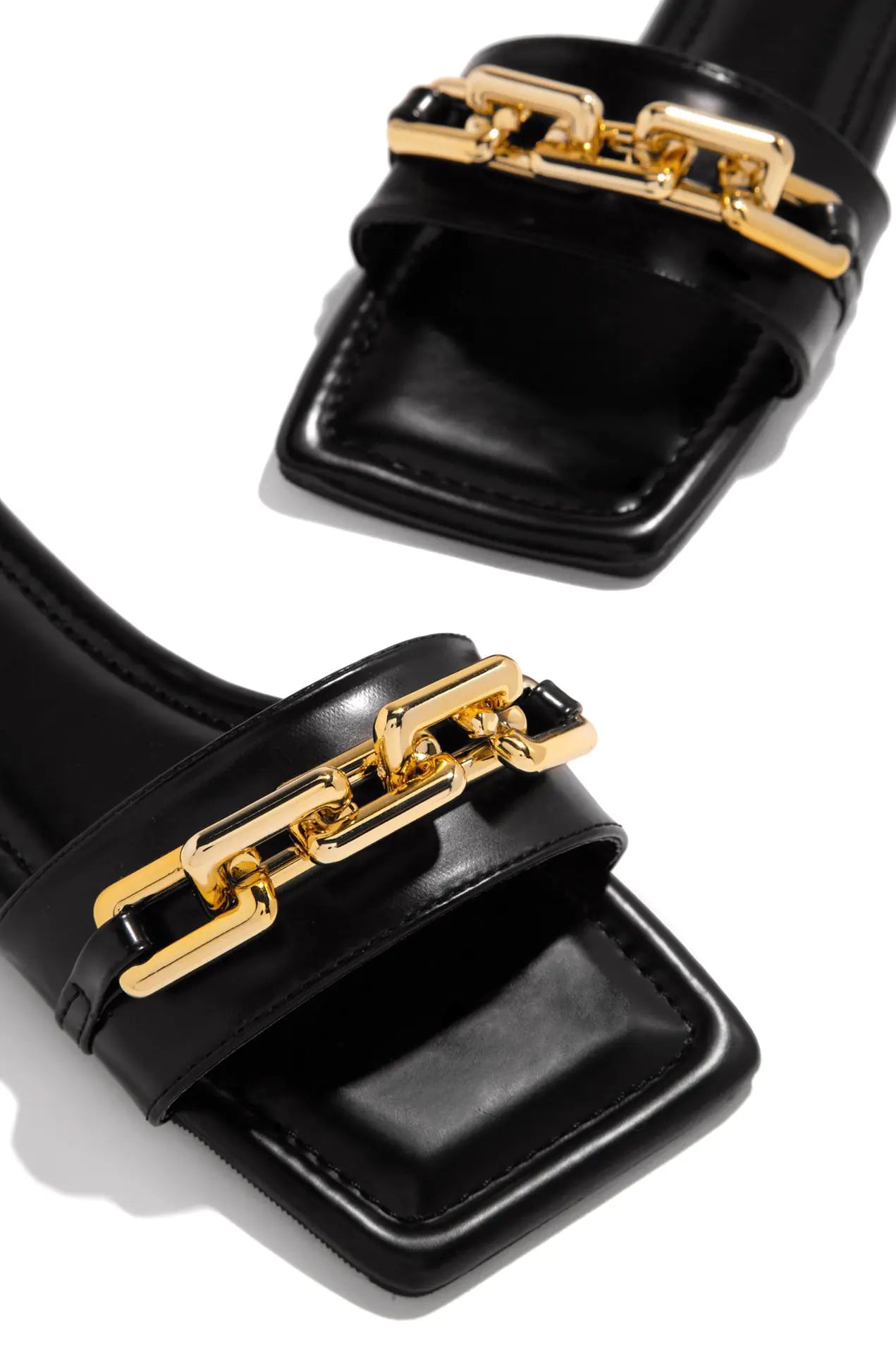 Large Chain Square Toe Women's Flat Shoes