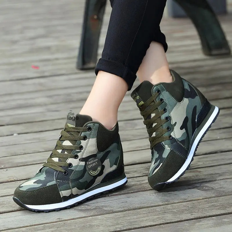 New Spring Autumn Camouflage Canvas Sneakers for Women