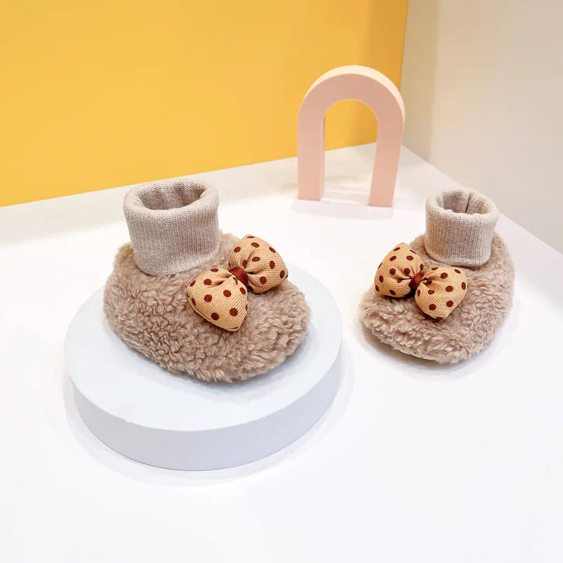 2022 Autumn Winter Baby Plush Soft Bottom Booties