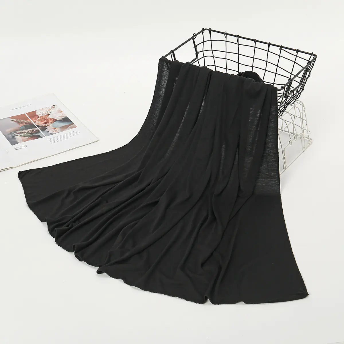 New Women's Solid Color Long Scarf - Breathable & Soft