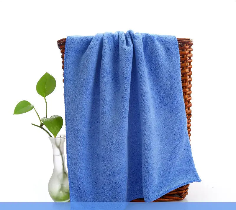 Thick Microfiber Towels for Salons and Spas