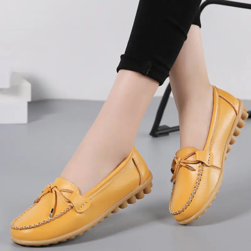 Women's Casual Leather Flat Shoes with Bow Detail