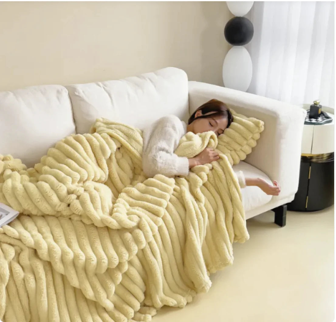 Double-Sided Soft Velvet Fur Blanket