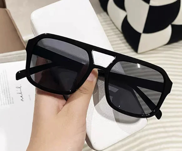 2021 Vintage Square Oversized Sunglasses UV400 (One)