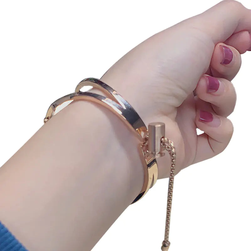 V-Shaped Metal Chain Band for Apple Watch 41mm 45mm