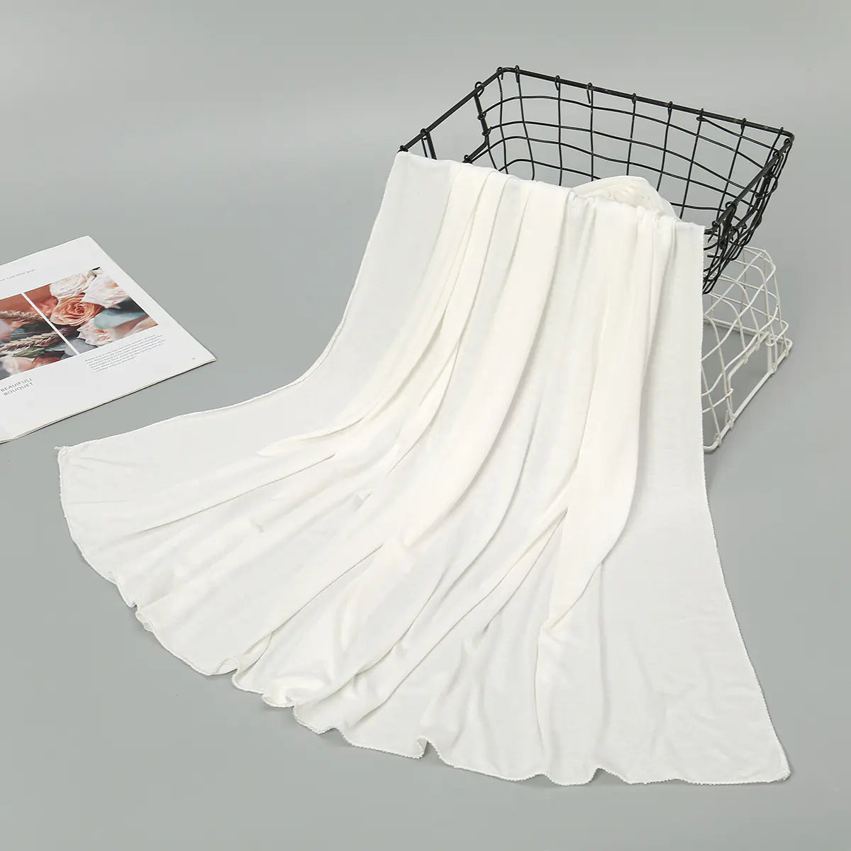 New Women's Solid Color Long Scarf - Breathable & Soft