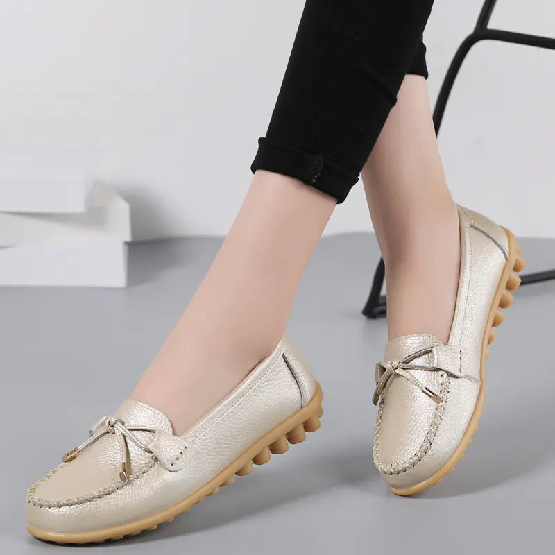 Women's Casual Leather Flat Shoes with Bow Detail