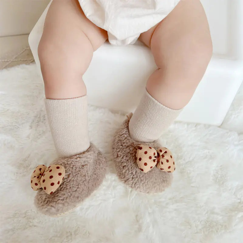 2022 Autumn Winter Baby Plush Soft Bottom Booties