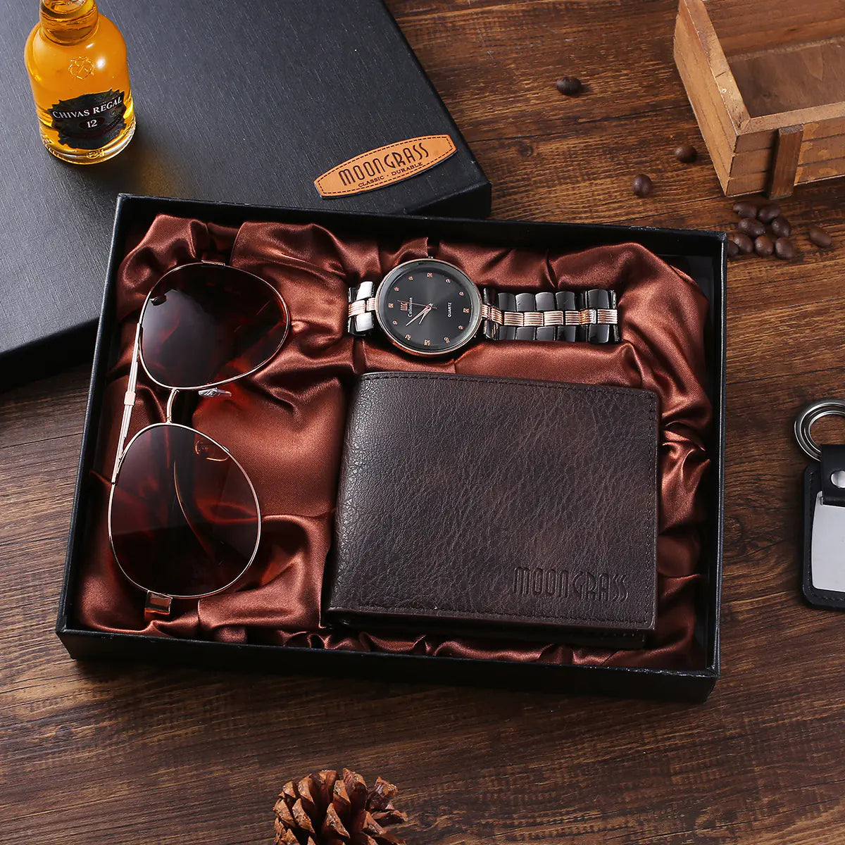 Large Dial Quartz Watch with Wallet Package