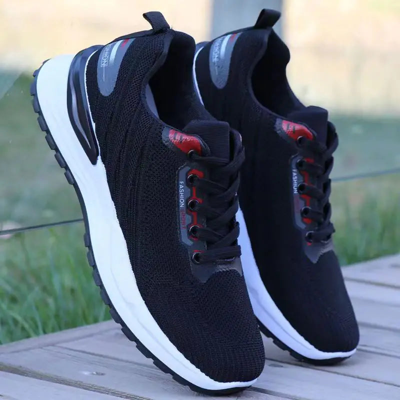 Men's Breathable Mesh Sports Shoes for Spring/Summer