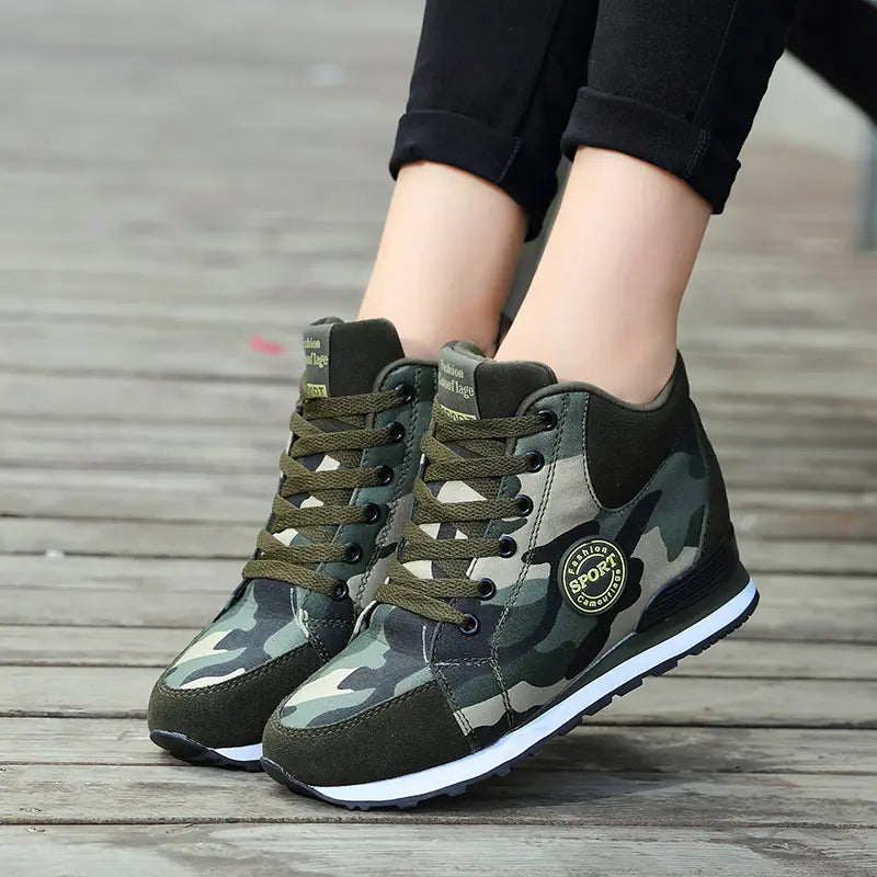 New Spring Autumn Camouflage Canvas Sneakers for Women