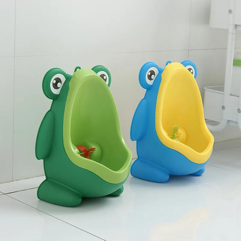 Cute Frog Urinal Trainer with Aiming Target for Kids