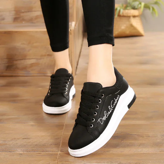 Chunky Sole Casual Flats for Women - Versatile Sneakers