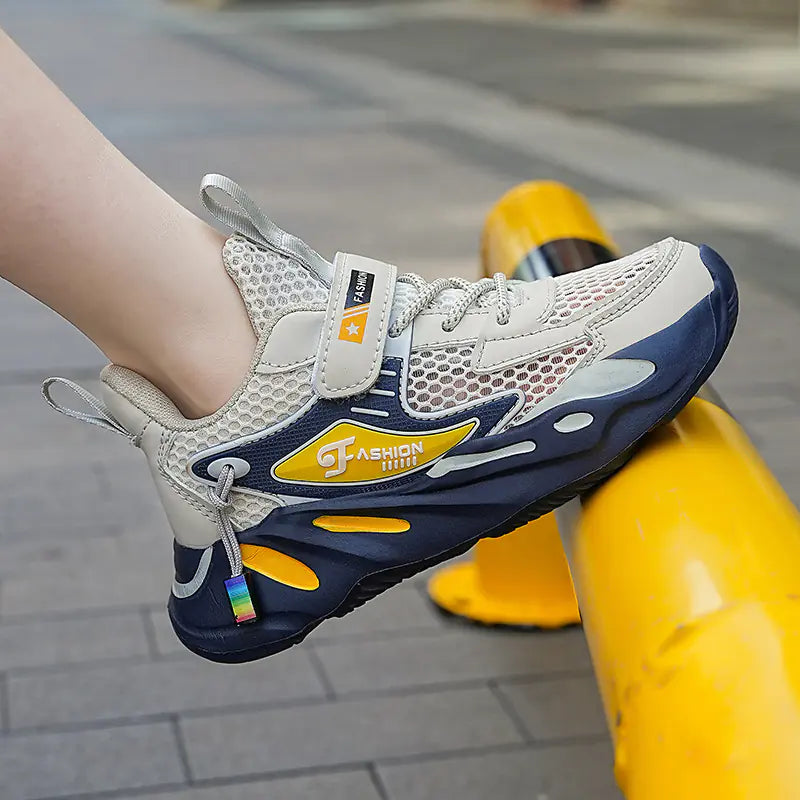 Airy Breathable Kids' Sports Shoes for Boys