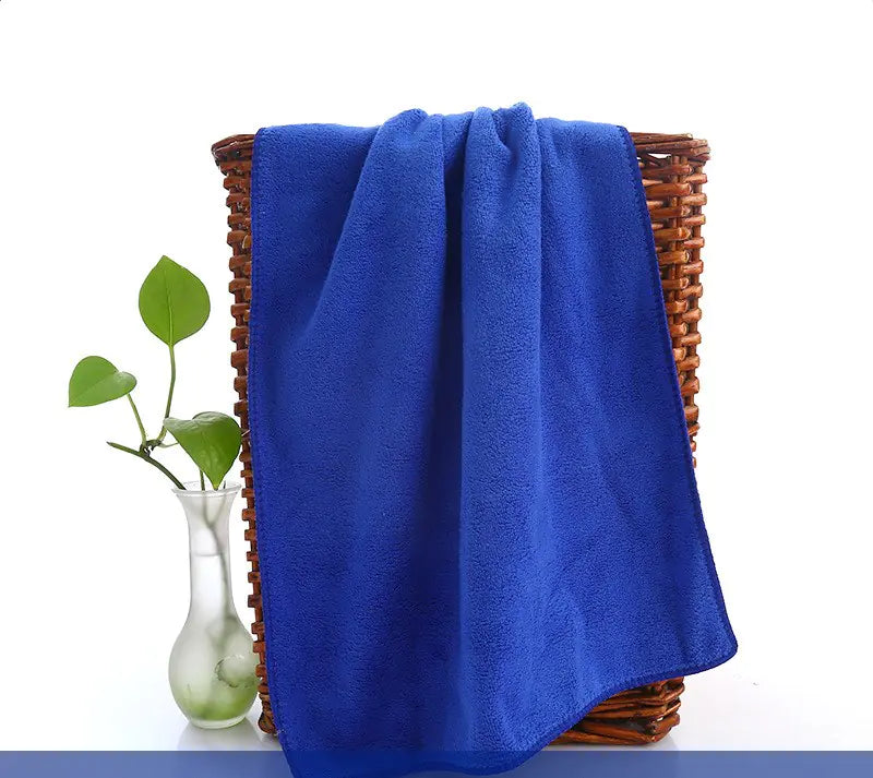 Thick Microfiber Towels for Salons and Spas