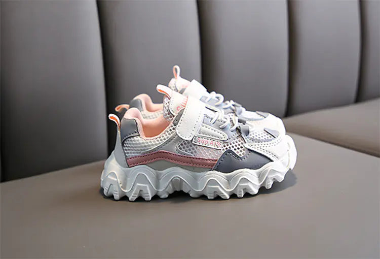 Single Mesh Breathable Casual Sneakers