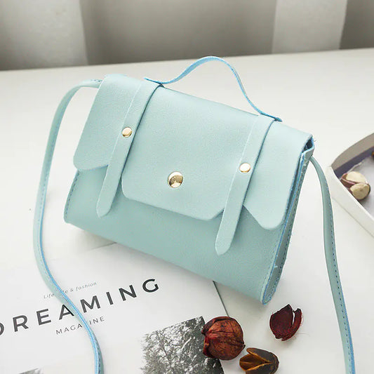 Trendy Crossbody Shoulder Bag with Lock Closure