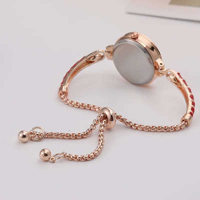 New Women's Quartz Watch with Adjustable Chain
