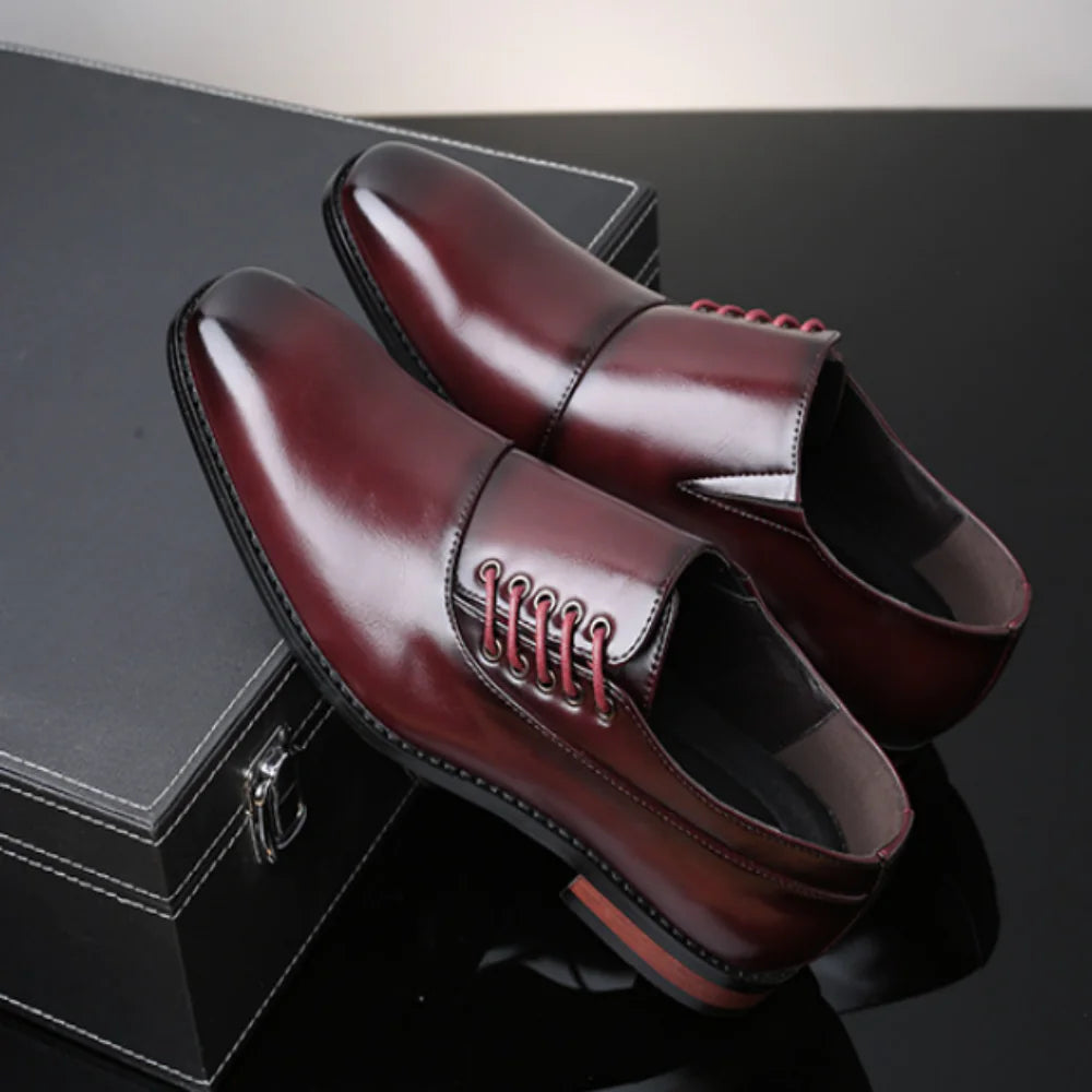 Men's Elegant Leather Shoes for Business and Casual Wear